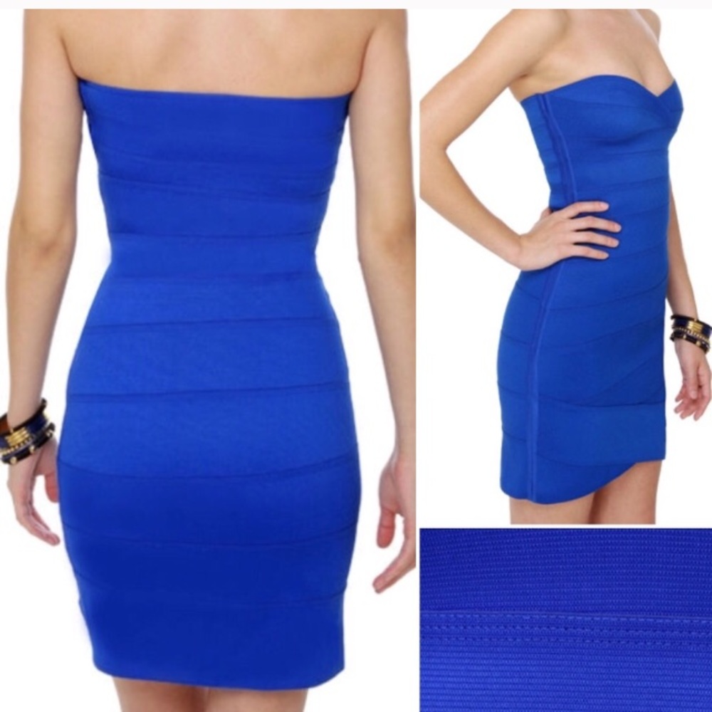 Slimming blue dress